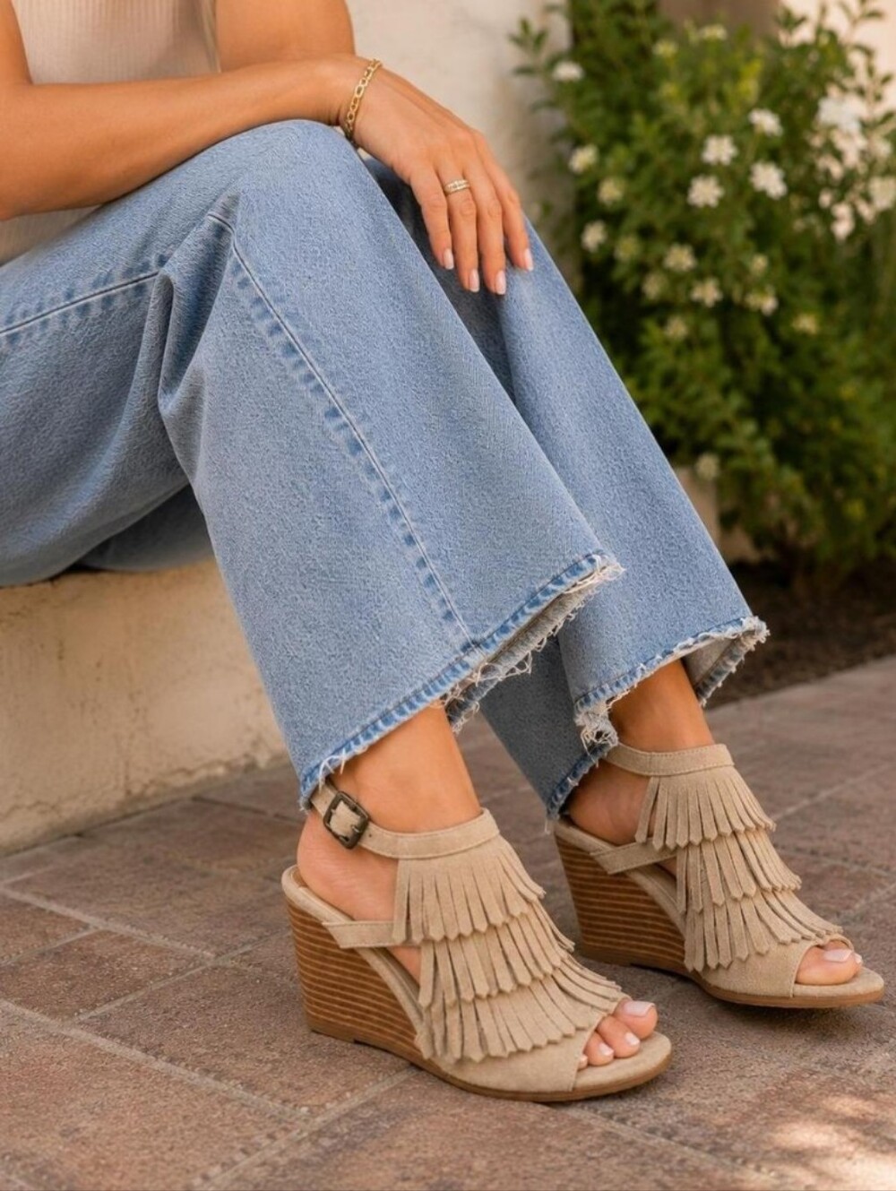 Very Volatile Fringed Leather Suede Wedge Sandals in Beige As Ankle Strap Sz 10